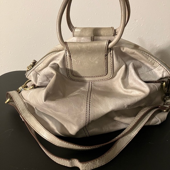 HOBO Cream Handbag - Picture 1 of 8